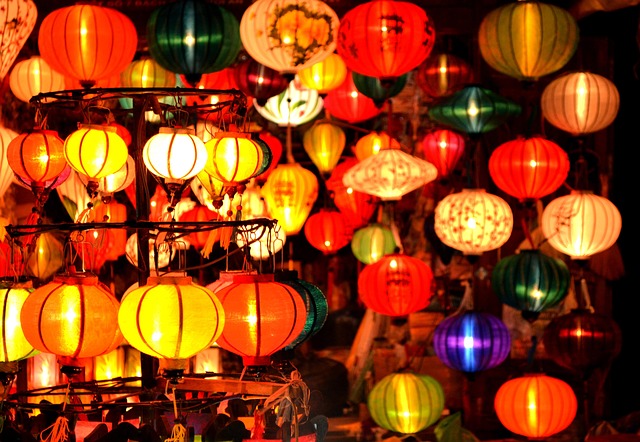 夜市素材 - 越南 /  灯笼 /  海 /  夜市 /  丰富多彩的