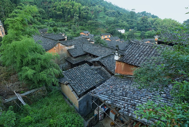 村落素材 - 村落 /  中国 /  古村落 /  自然 /  传统建筑 /  风景 /  墙 /  山 /  旅游 /  建筑 /  黄山 /  旅行 /  乡村风景 /  中国乡村